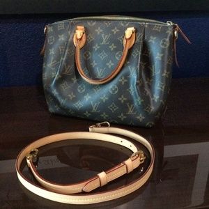 Louis Vuitton Purse